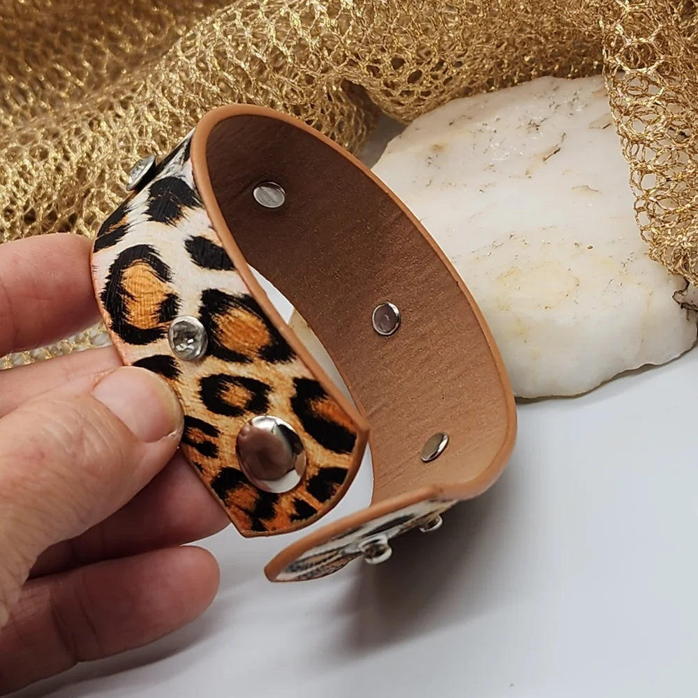 ❤️ Bracelet Animal Print Faux Leather Bracelet Crystals Snapped Adjustable